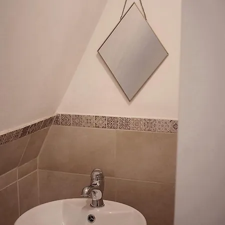 Joli Gite Pour 5 Personnes : Chez Cherrie Saint-Julien-de-Lampon Exterior photo