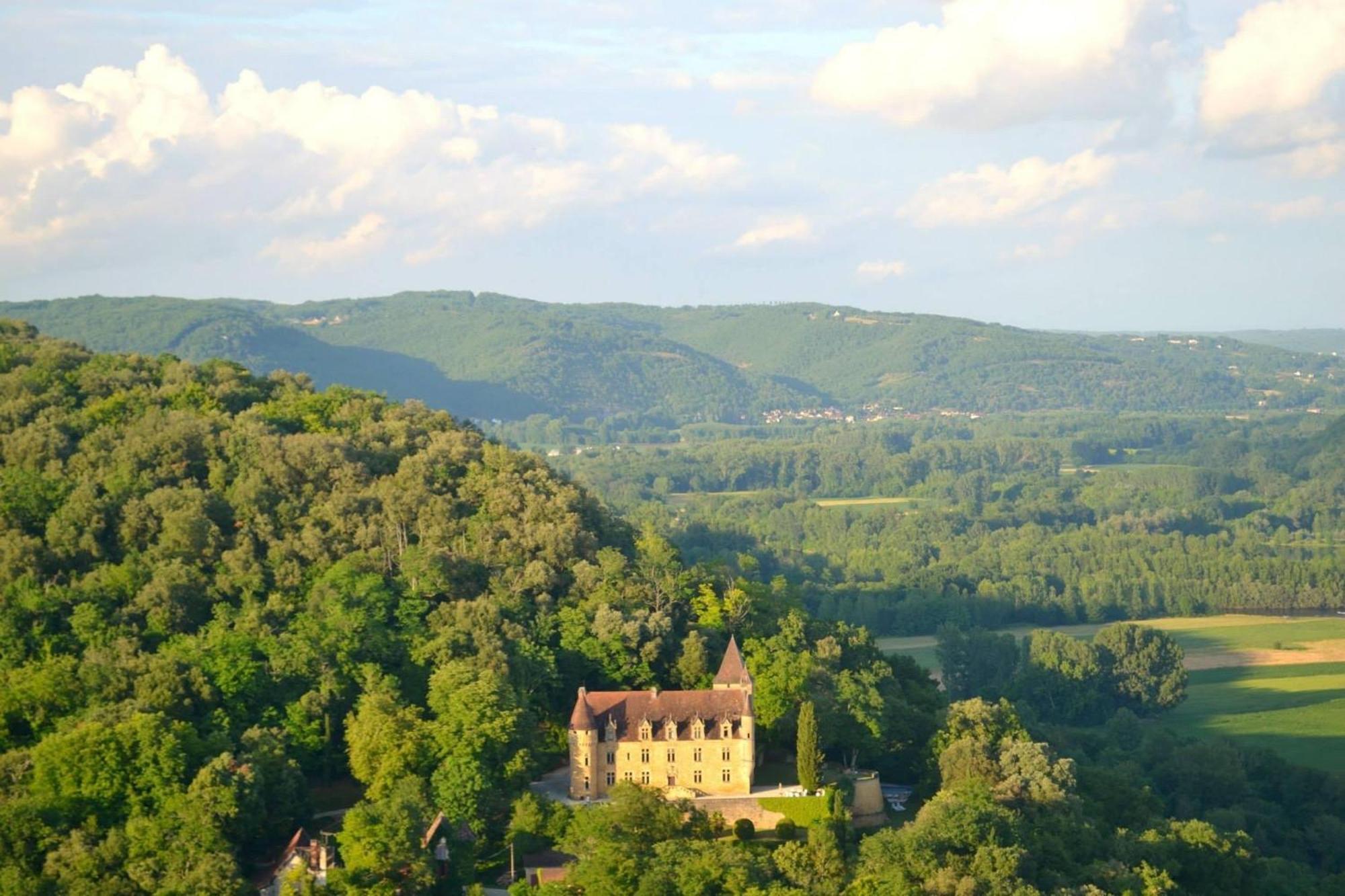 Joli Pour 5 Personnes : Chez Cherrie Saint-Julien-de-Lampon